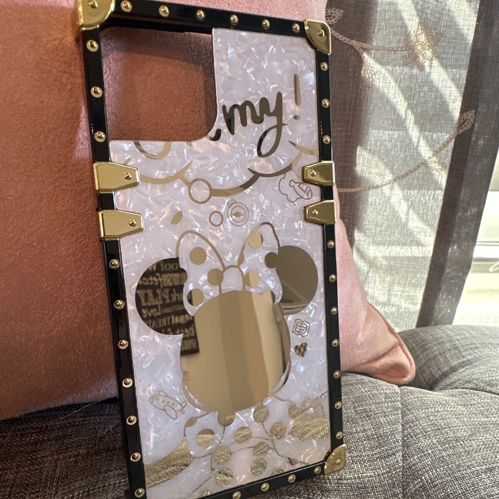 Minnie iPhone 14 case